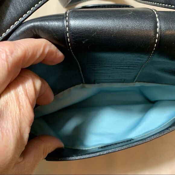 Cole Haan Black Leather Curved Shoulder Bag - Picture 4 of 15